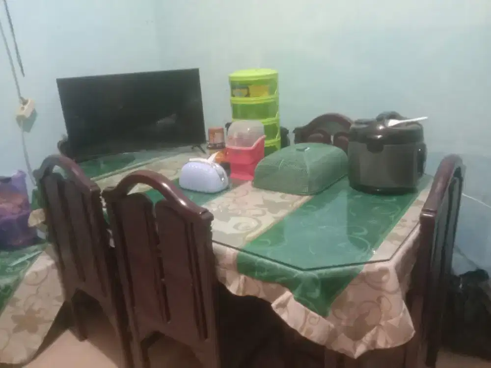 Meja Makan Kayu 6 Bangku