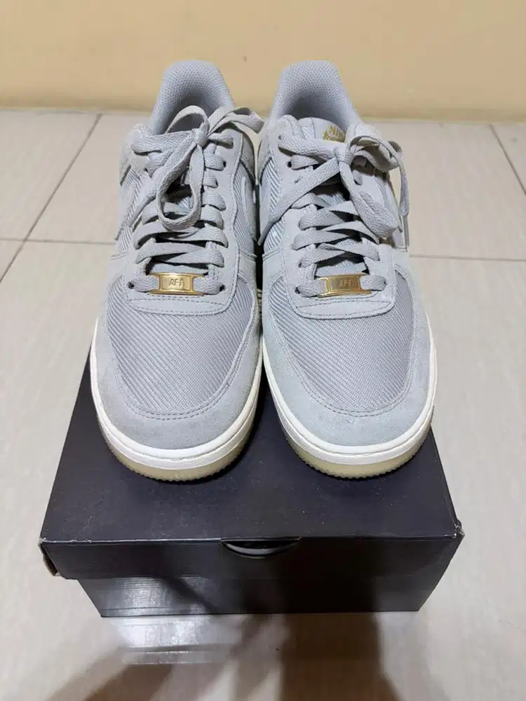 Nike Air Force 1 07 LV8 Light Smoke Grey