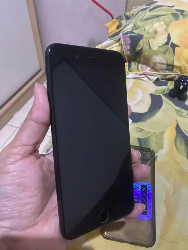 JUAL HP IPHONE 7plus RAM 4/128GB KONDISI MATI TOTAL