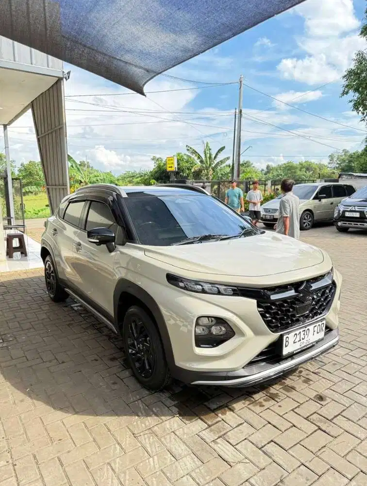 Suzuki FRONX 2025 Hybrid