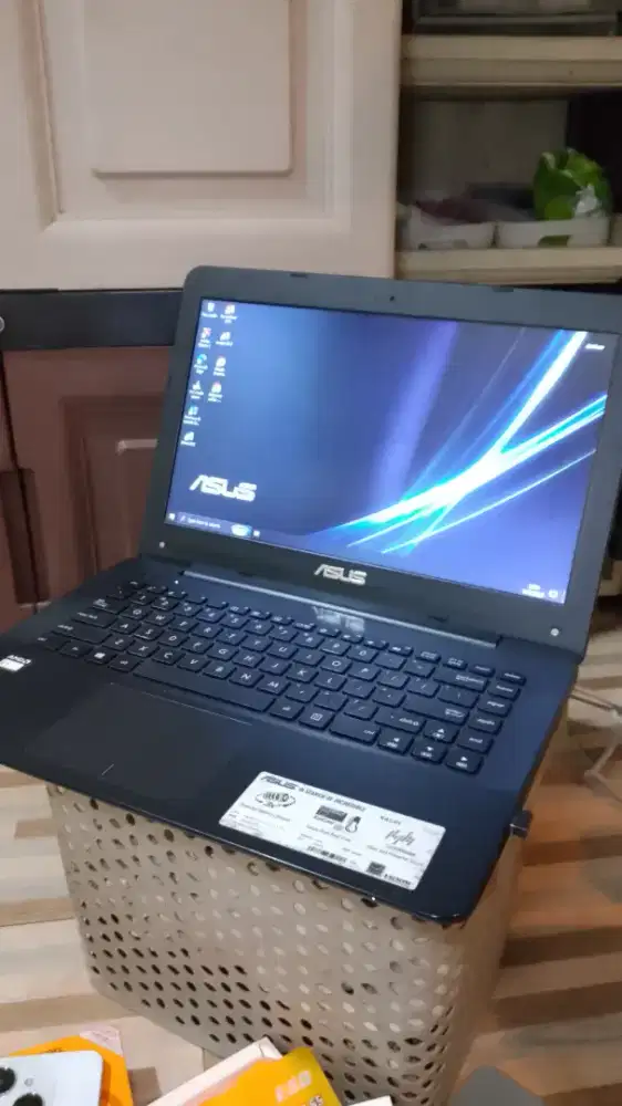 Laptop Asus X454Y Mulus