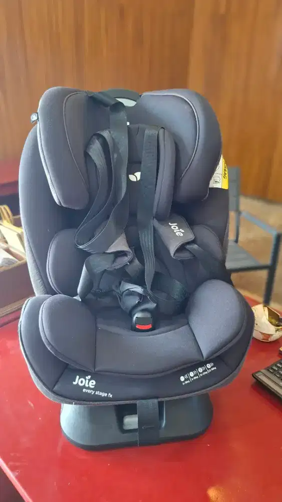 Car Seat / Dudukan mobil bayi JOIE every stage FX
