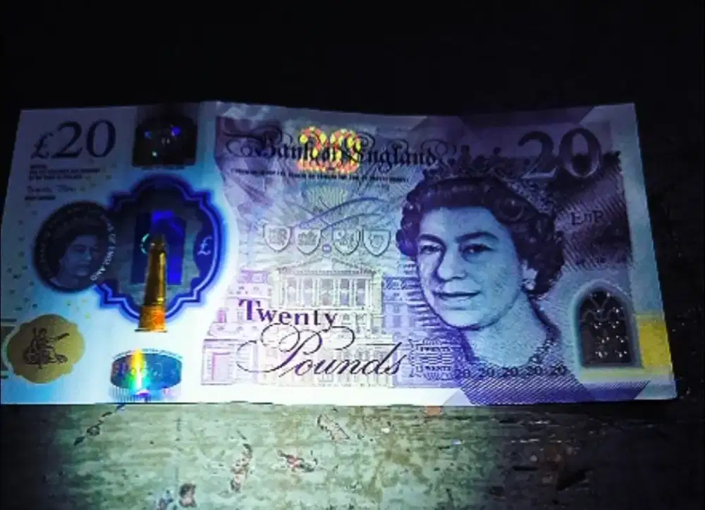 Koleksi Polymer Eropa Edisi Ratu Elizabeth II Nominal 20