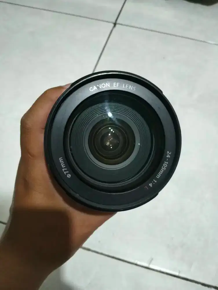 Canon EF 24-105mm F4L is USM no jamur
