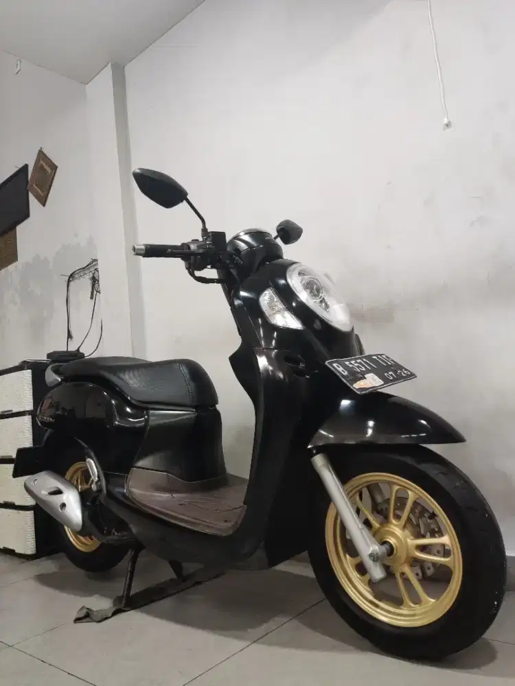 Scoopy Keyless 2021 / 2022 Mulus Orisinil Plat Jakarta ABBA
