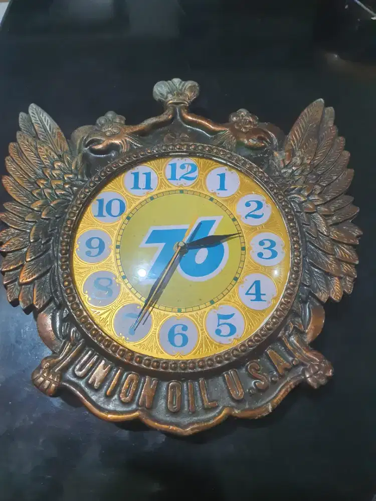 Jam Dinding Antik Union 76 Union Oil USA Vintage Logam Mesin Hidup