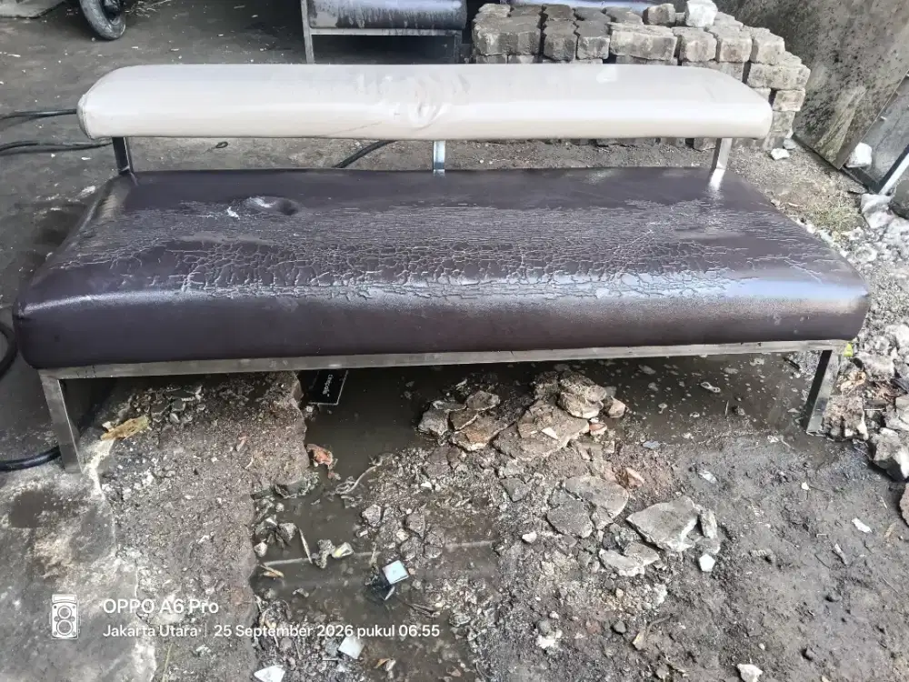 Sofa ex ruangan office