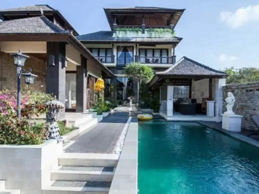 Villa 2 Lantai 4 Kamar Depan GWK Ungasan Kuta Selatan Badung