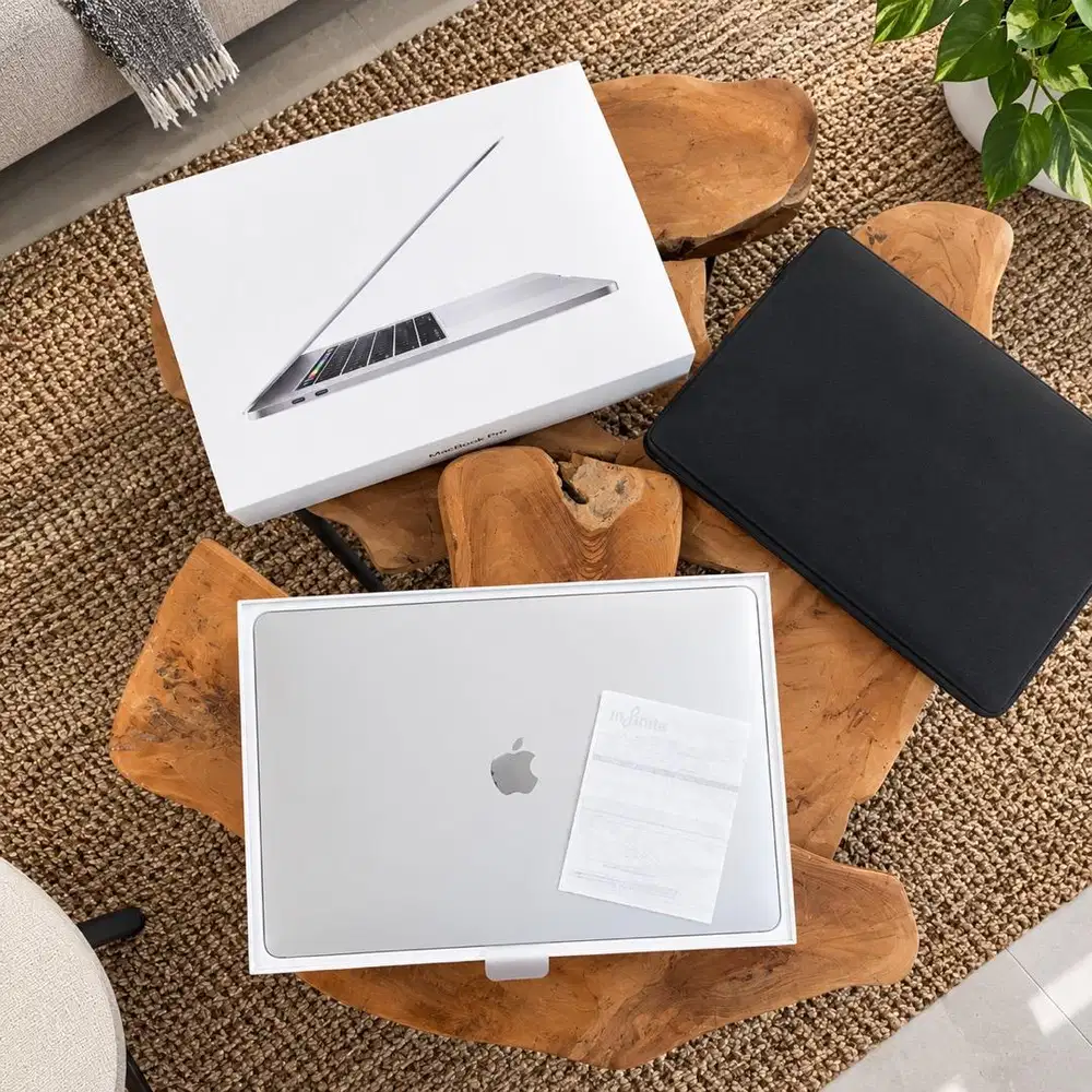 Macbook Pro 15 ibox CTO i7 512GB Dual VGA Fullset Spek Brutal Maksima
