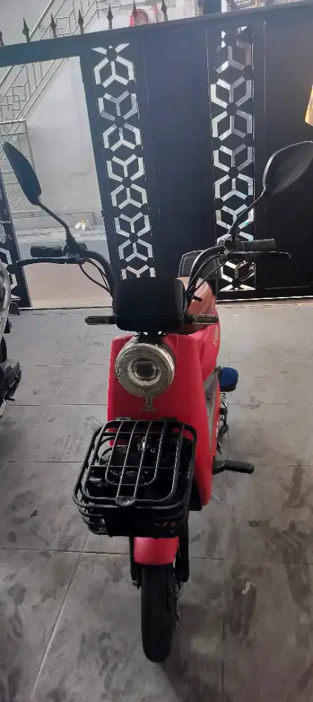 Sepeda listrik uwinfly d7s