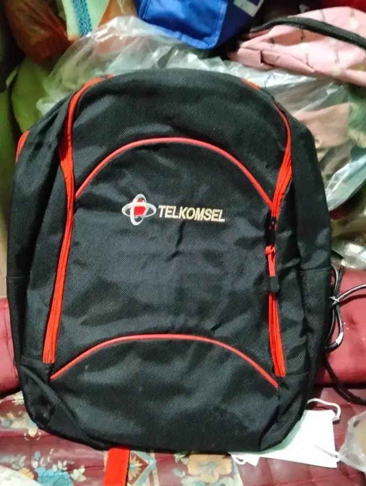 Tas ransel sedang
