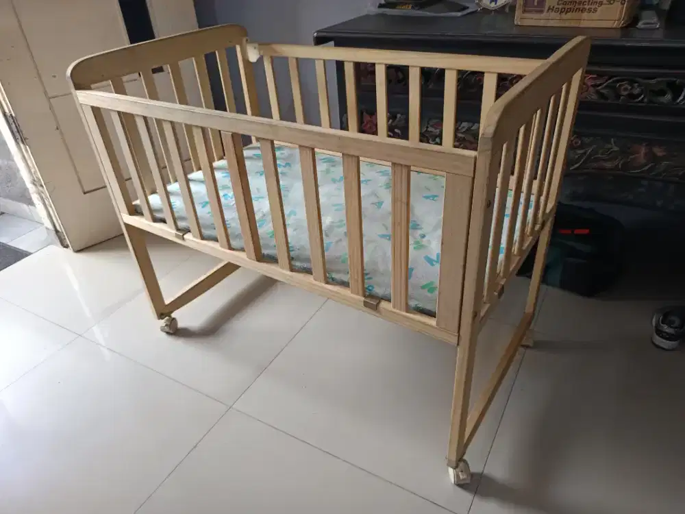 Tempat tidur bed bayi baby keranjang kayu