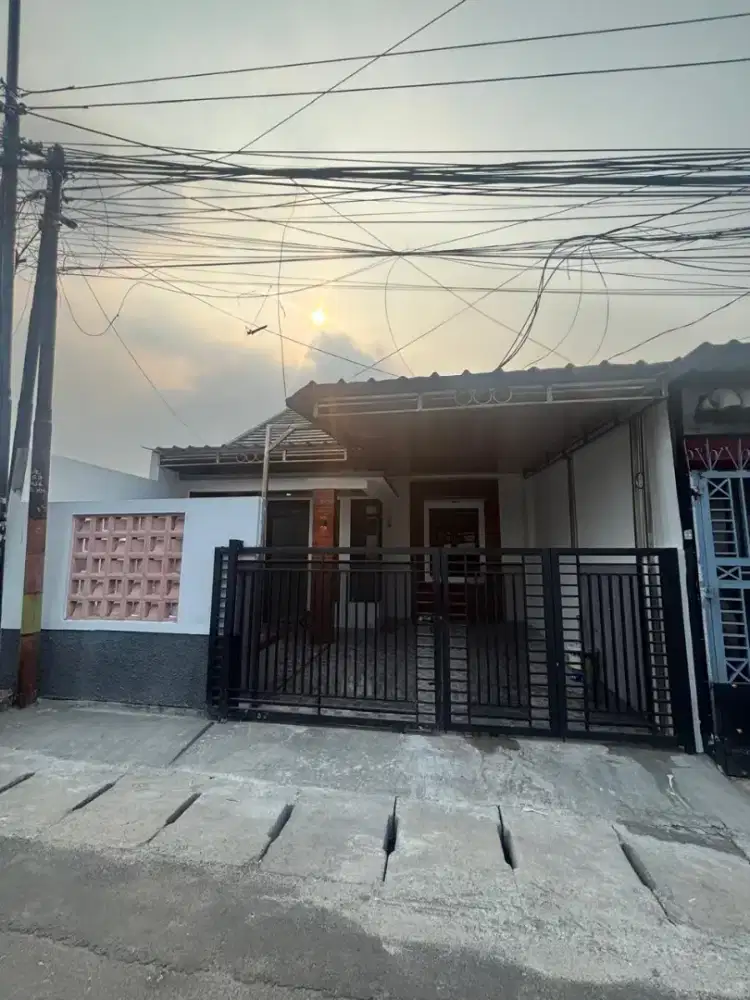 Dijual Rumah Siap Huni di Jakarta Timur