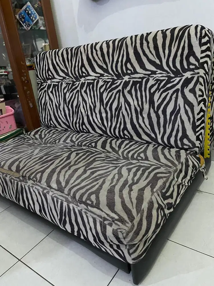 Dijual SOFA LIPAT