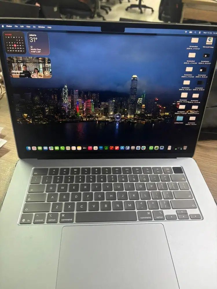 Dijual Macbook m5 air juli 2026