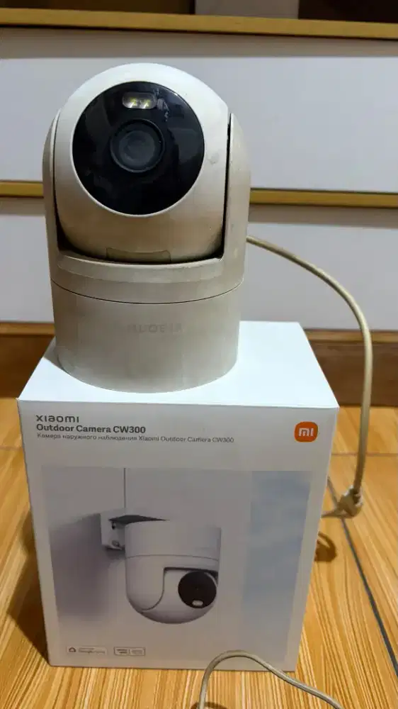 Cctv xiaomi outdoor cw300 baru 4 bulan pakai