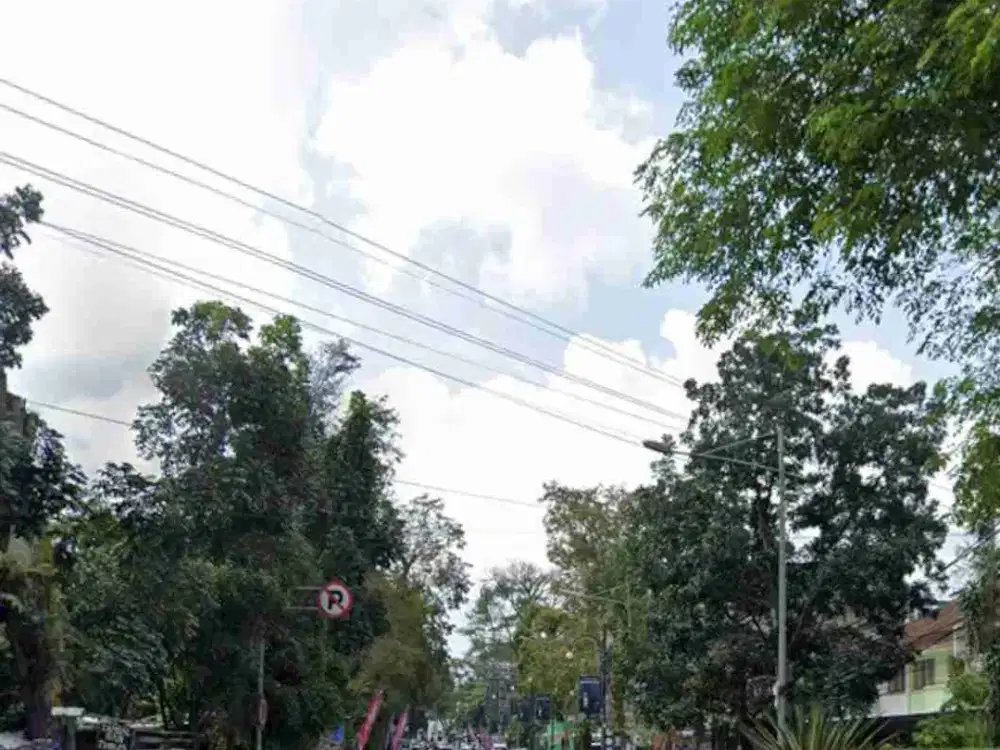 termurah! jarang ada rumah hitung tanah mainroad dipati ukur dago bandung utara