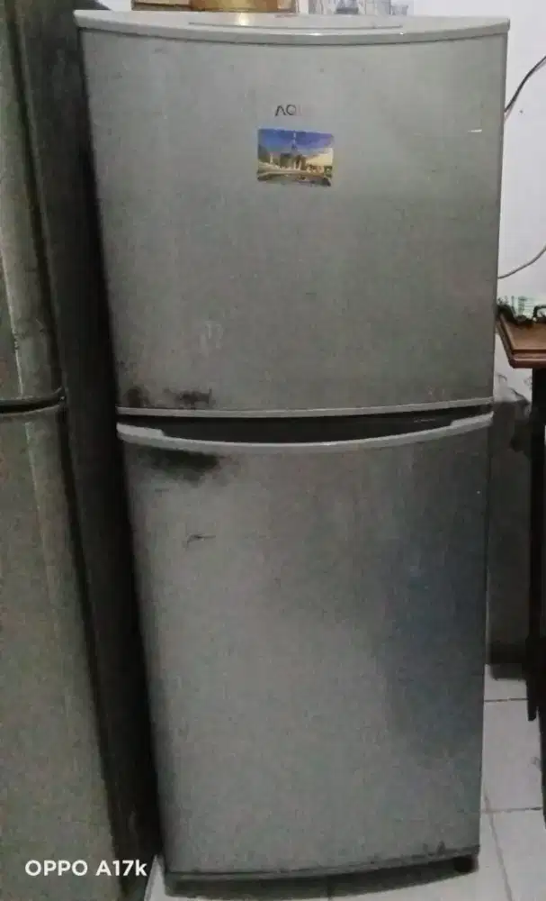 Dijual kulkas Aqua 2 Pintu Second