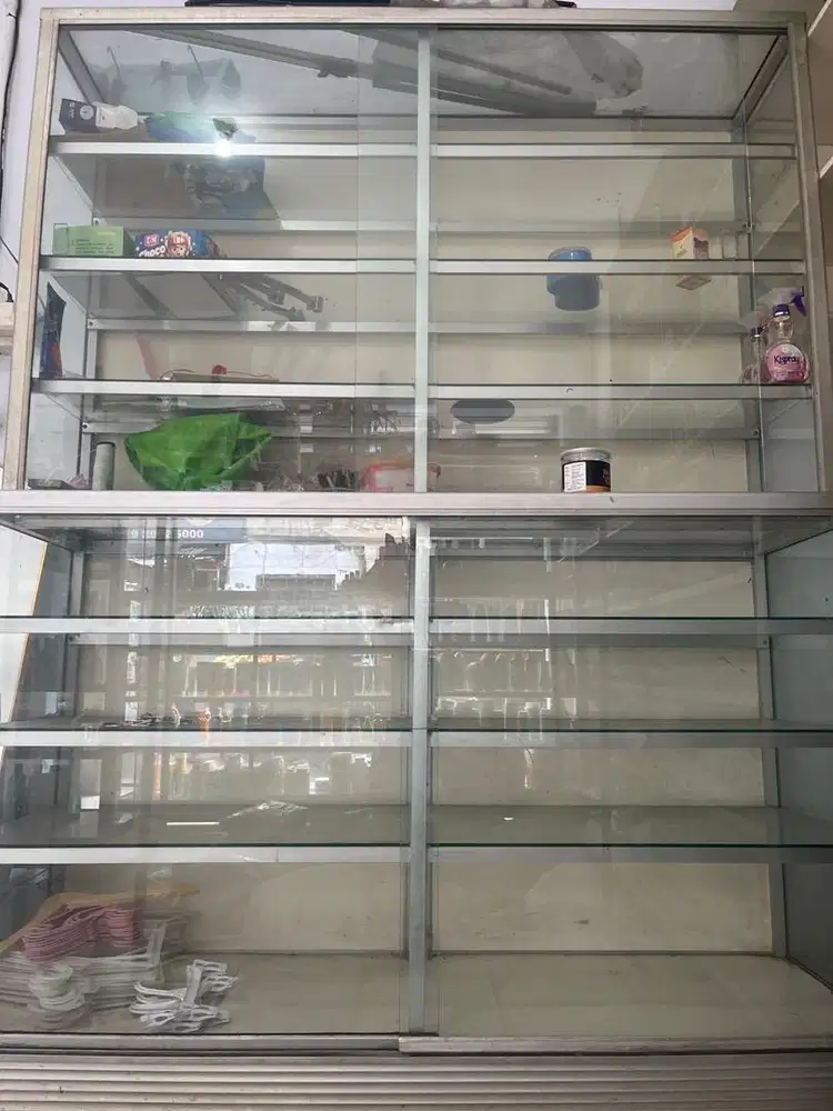 Etalase kaca 2 susun