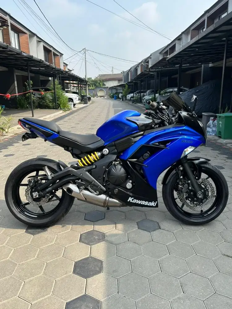 Kawasaki ER-6F tahun 2012 warna biru (rare)