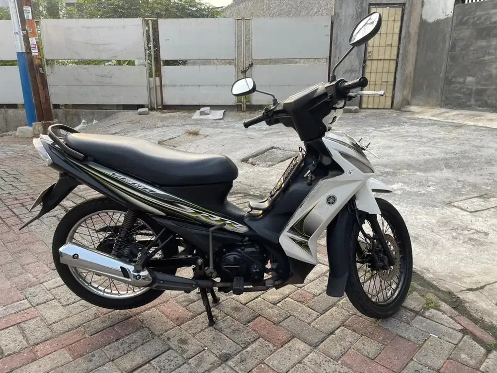 Dijual Motor Yamaha Vega RR 2014 Original motor istimewa legend