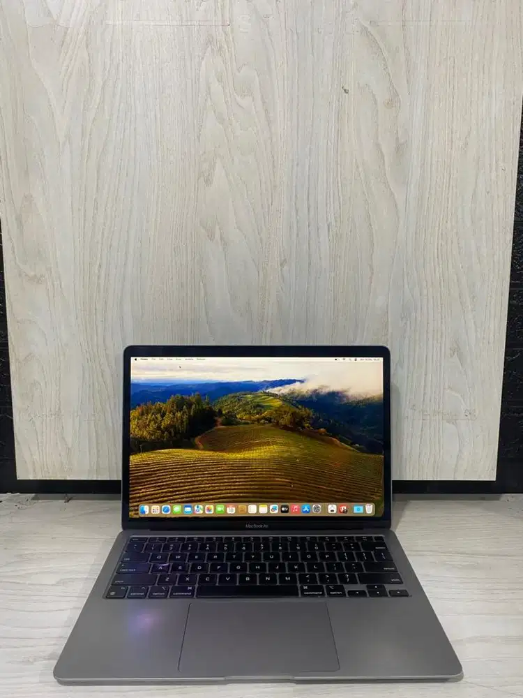 Macbook Air M1 2020 13inc RAM 16gb SSD 256gb