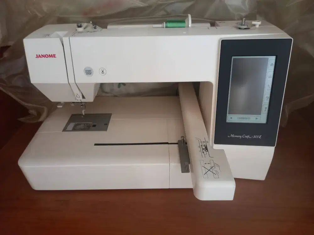 Mesin Bordir Komputer Janome
