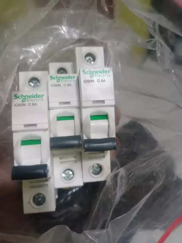 MCB Schneider 6A