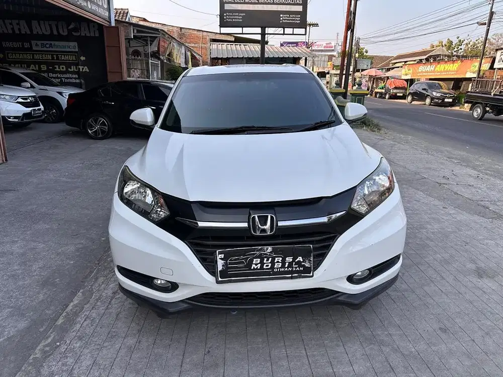 HONDA HR-V E 2016 Matic Putih