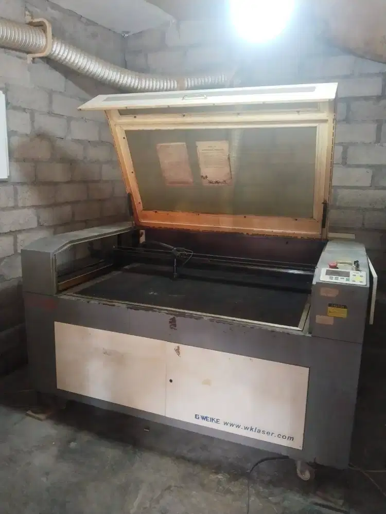 BUC Jual Mesin Laser Co2