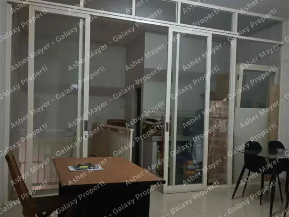 Ruko Bonus BMW di Benowo Trade Center 2 lantai SHM hadap jalan raya dekat dengan tol dan lokasi sudah ramai, dekat terminal Benowo