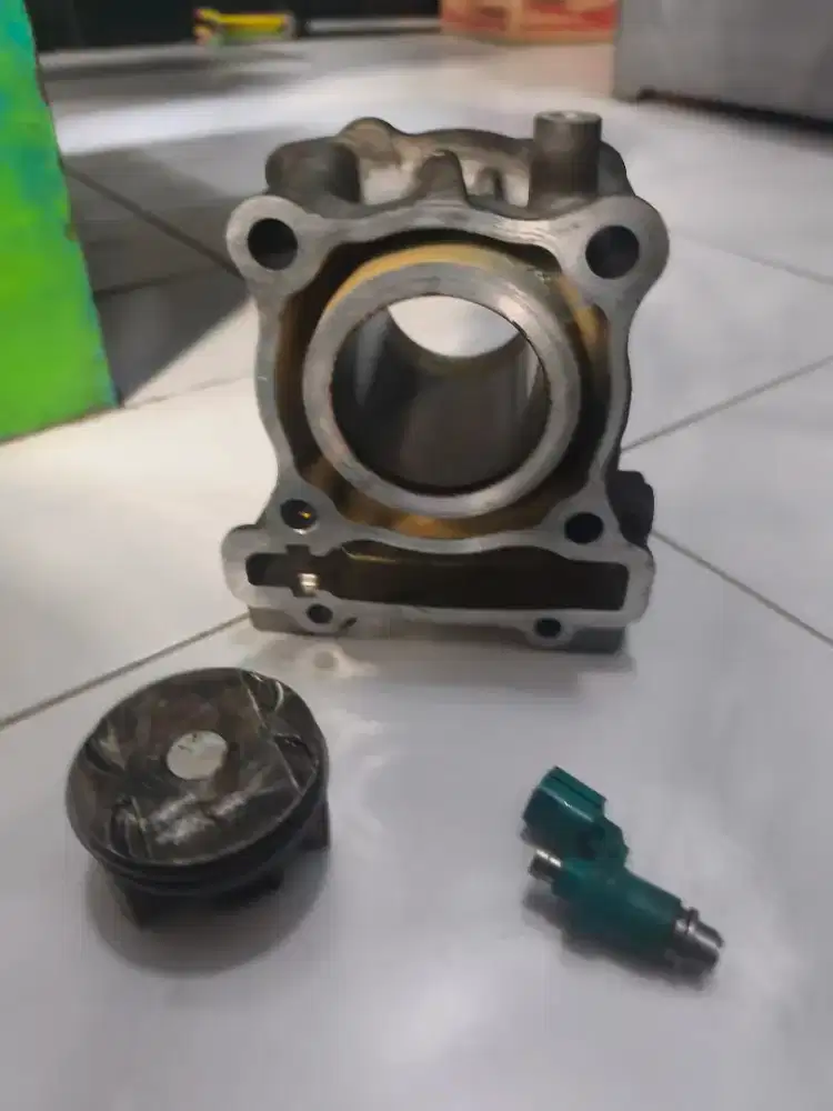 Korban upgrade yamaha Lexi. Blok mesin, seher, injektor