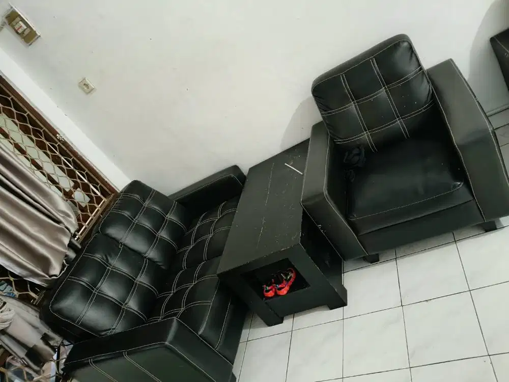 DIJUAL SOFA  SATU SET