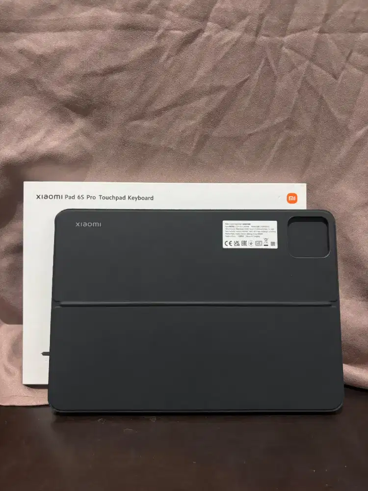 Keyboard Original Xiaomi Pad 6s Pro 12.4
Versi Mouse Track