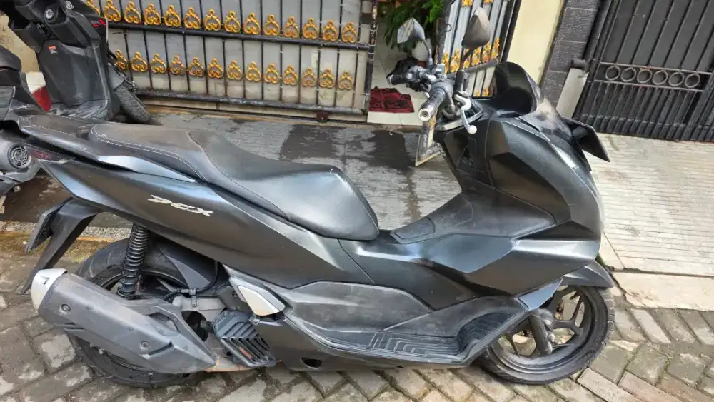 Honda Pcx 2022 lengkap
