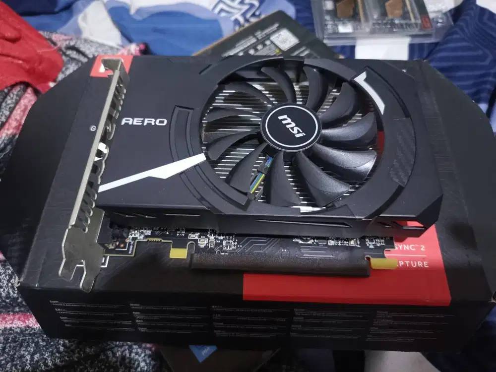 Dijual VGA MSi Radeon Aero ITX 4GB GDDR5 Directx 12 & Ram 8 GB 2x4