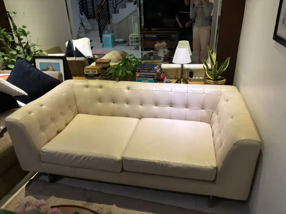 Sofa Kulit merk Kuka