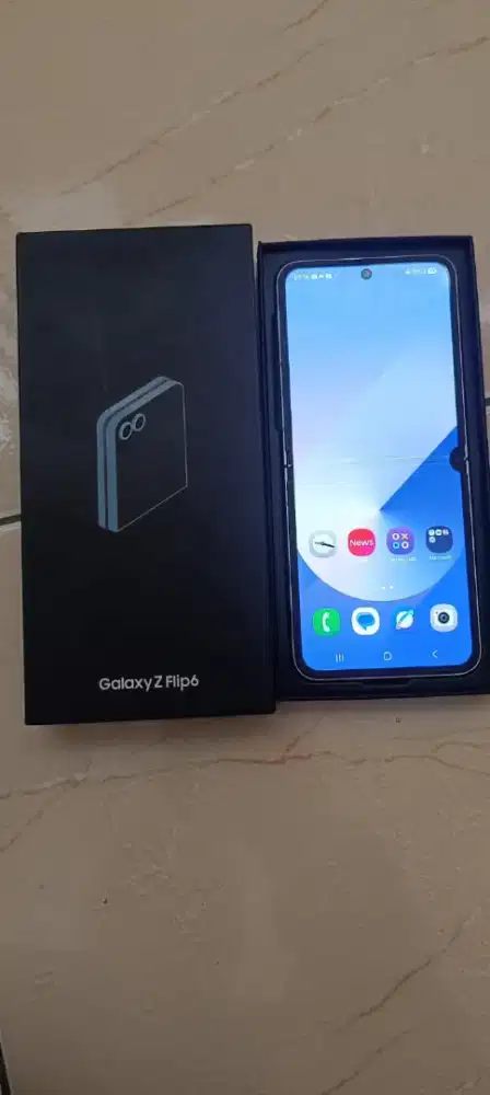 Samsung Z Flip 6