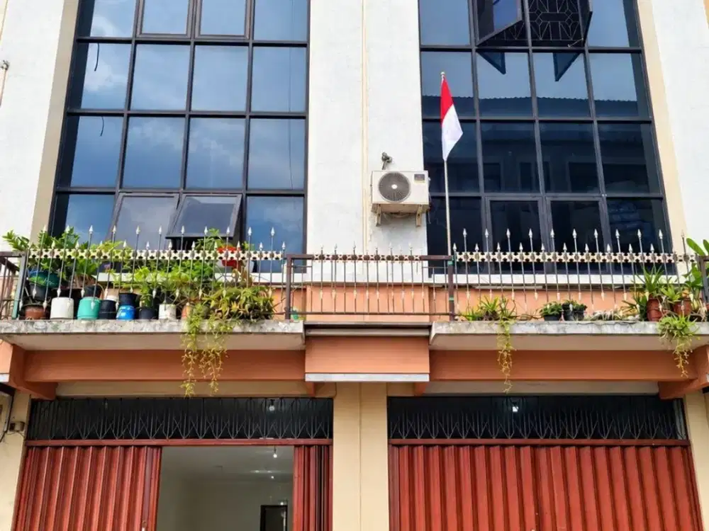RUKO Rungkut  Dekat Transmart Rungkut cocok untuk berbagai macam usaha AREA Parkir luas