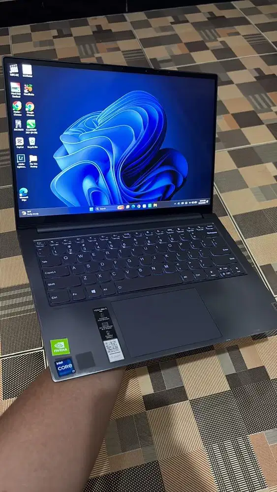 Lenovo Yoga Slim 7i Pro 14IHU5 i7- Gen 11 Ram 16GB SSD 1TB