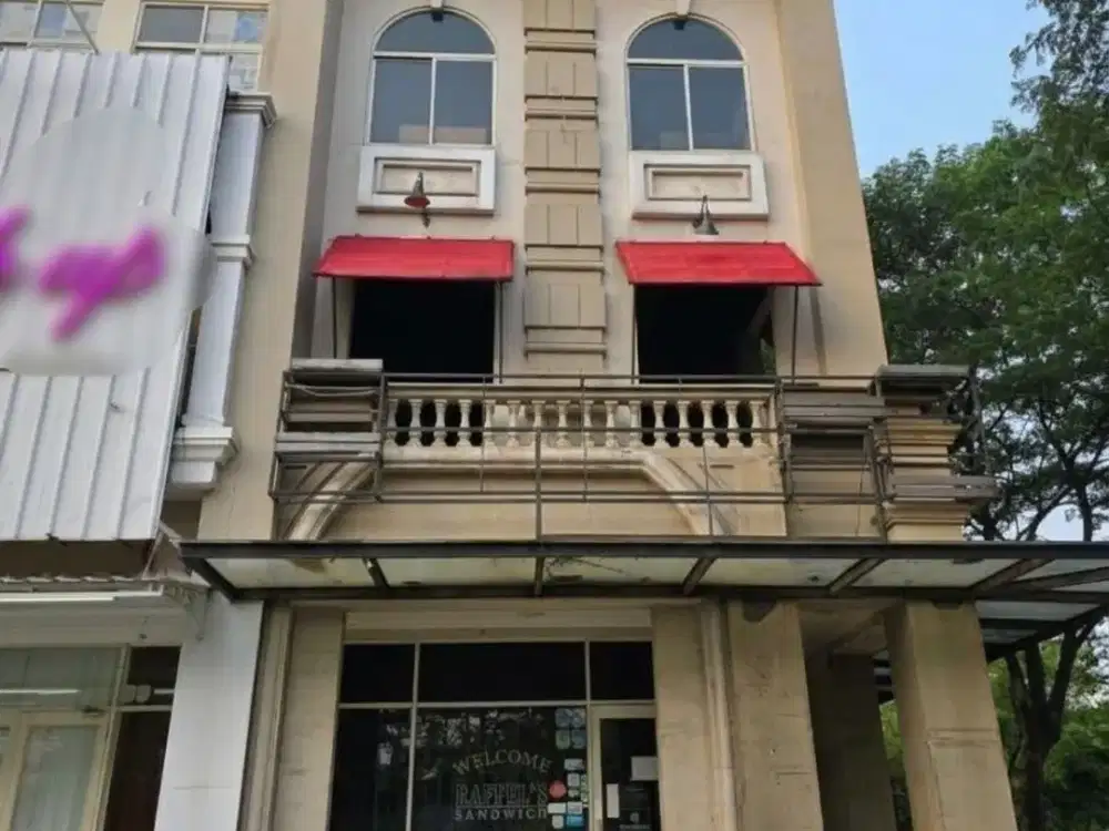 Dijual ruko Grand Galaxy City 3 lantai posisi hook dengan lokasi strategis