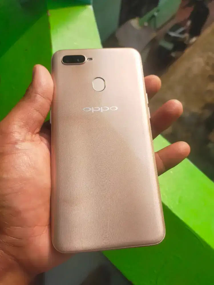 Oppo a7 ram 4/64