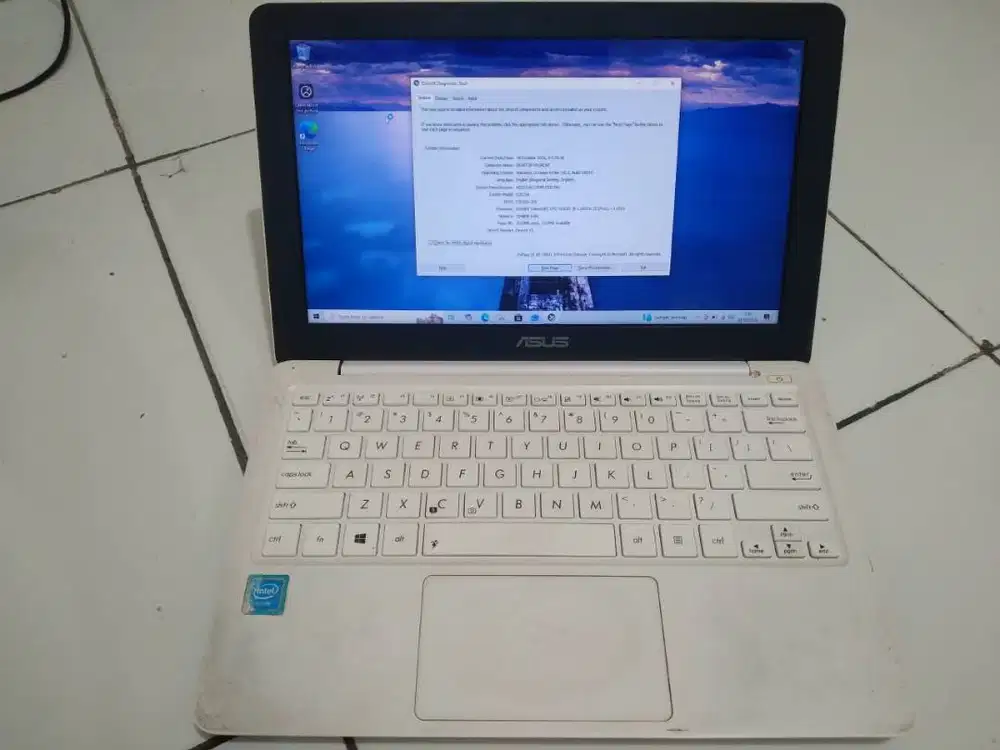 ASUS E202s Istimewa