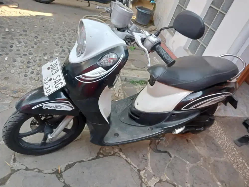 Yamaha Fino THN 2012 surat lengkap pajak isimulus