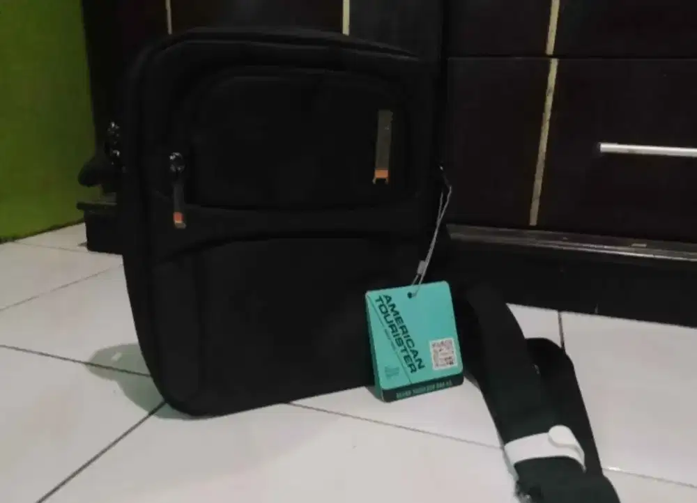 TAS SELEMPANG PRIA