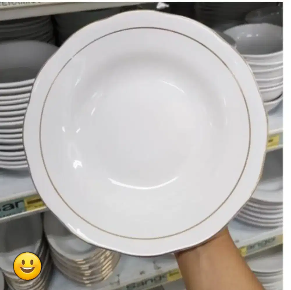 Dapat 5 piring makan keramik SANGO
