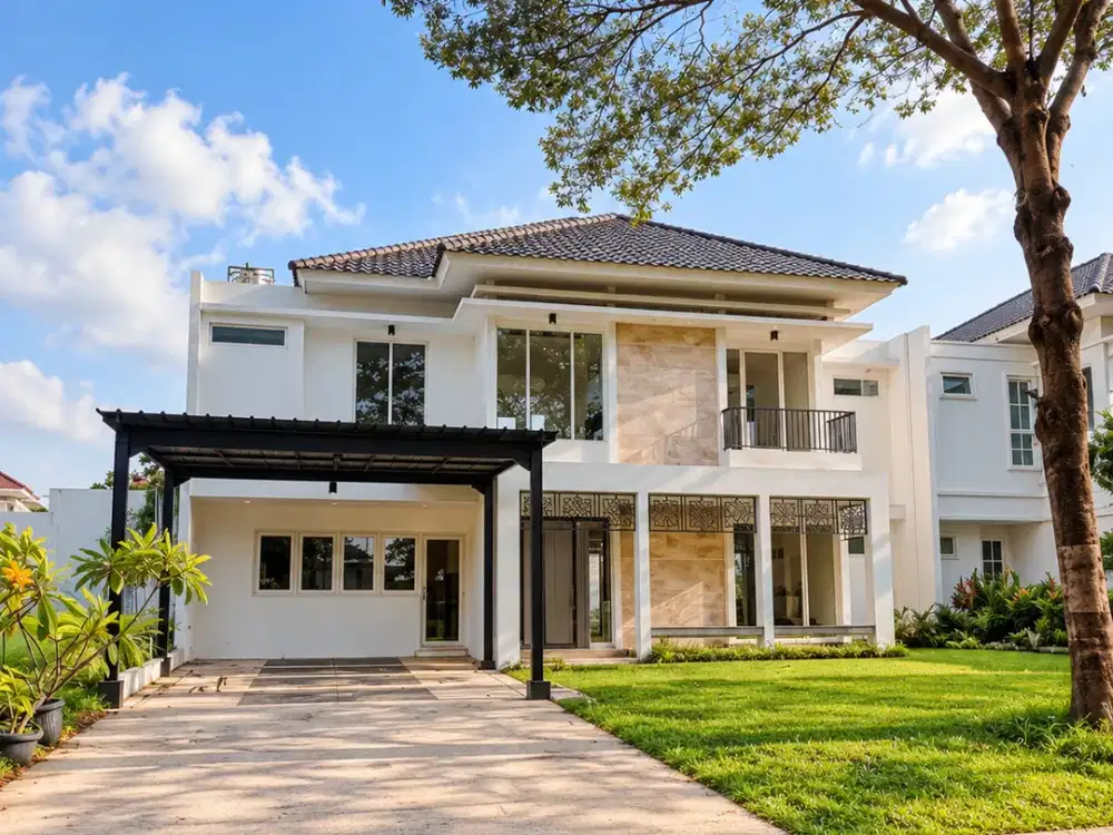 Rumah Siap Huni dengan Private Pool di Sutera Renata, Alam Sutera, LT 480 m²