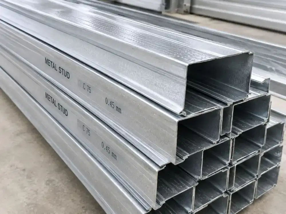 METAL STUD 3 METER
