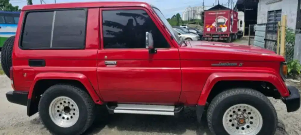 Toyota Land Cruiser Bundera SWB 4x4 1992