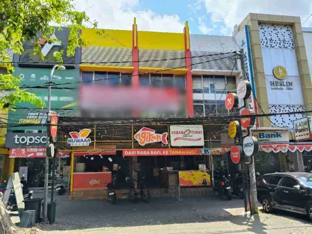 2 Unit Gandeng Ruko Manyar Regency